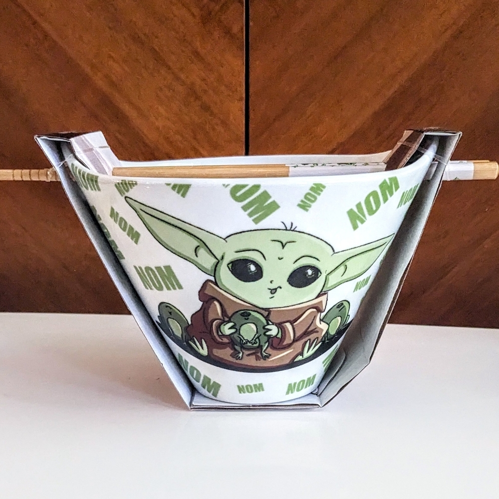 Star Wars Mandalorian Baby Yoda Grogu Nom Nom Ramen Bowl Chopsticks